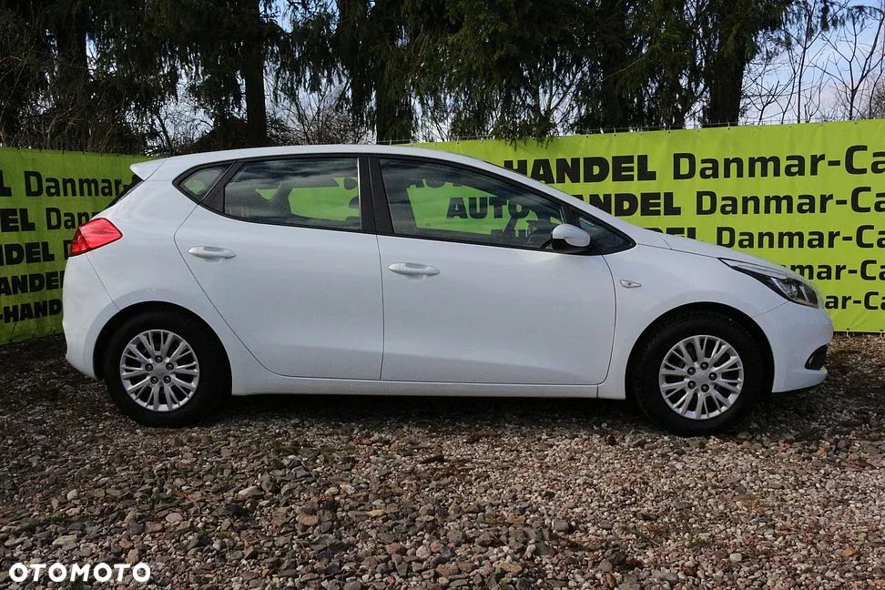 Kia Ceed Cee'd 1.4 L - 8