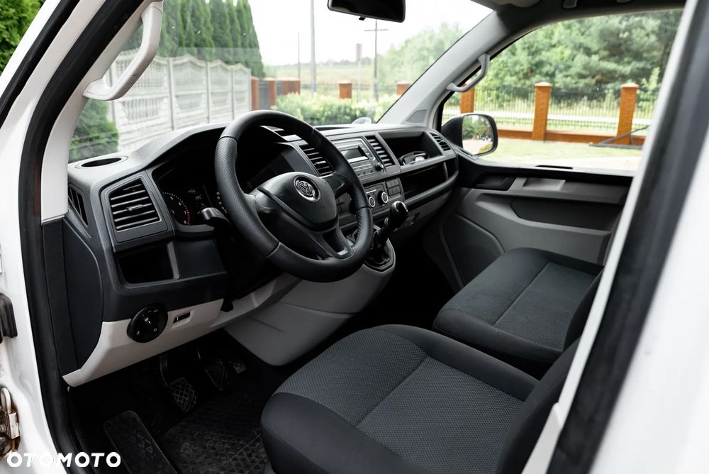Volkswagen Transporter - 15