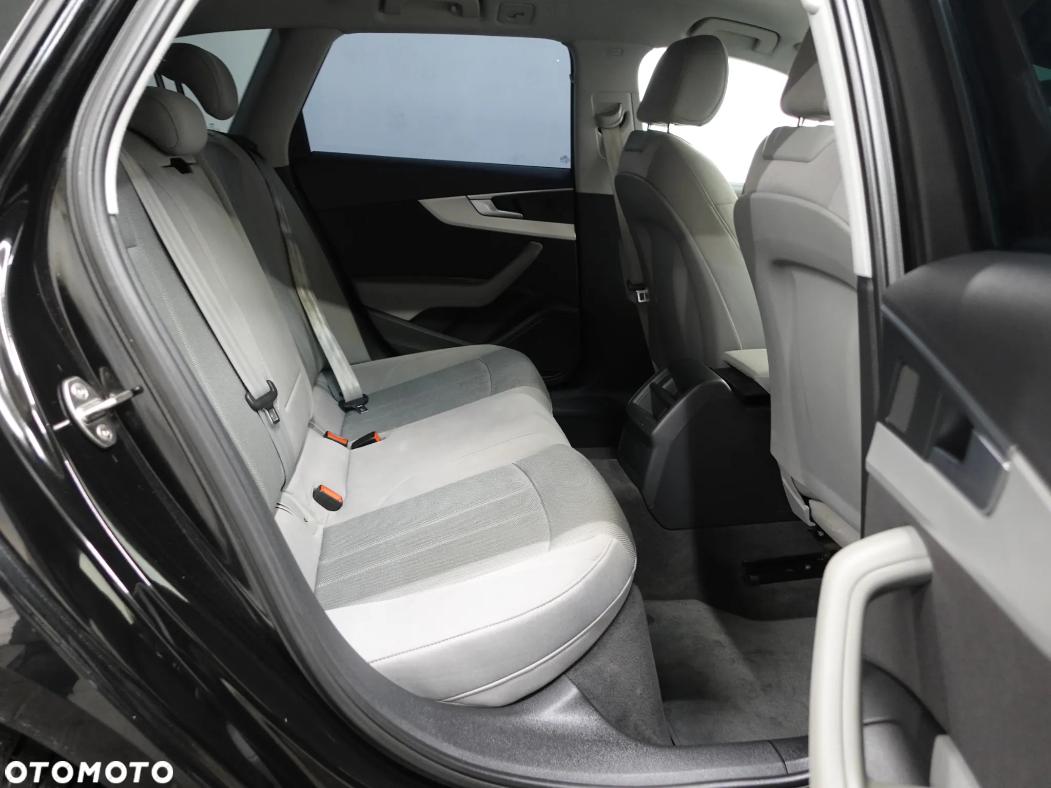 Audi A4 Avant 2.0 TDI - 27