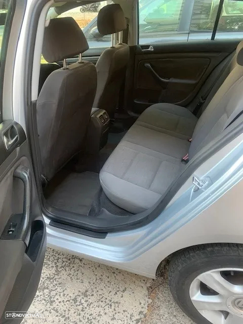 VW Golf 1.4 FSi Confortline - 5