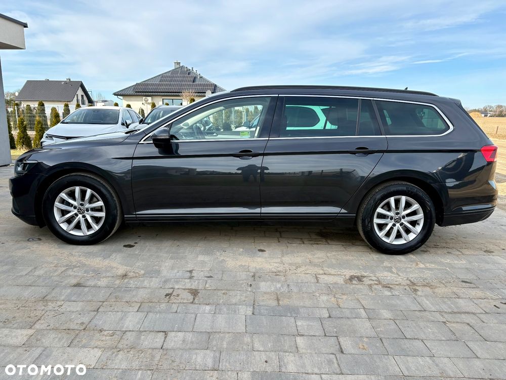Volkswagen Passat - 8