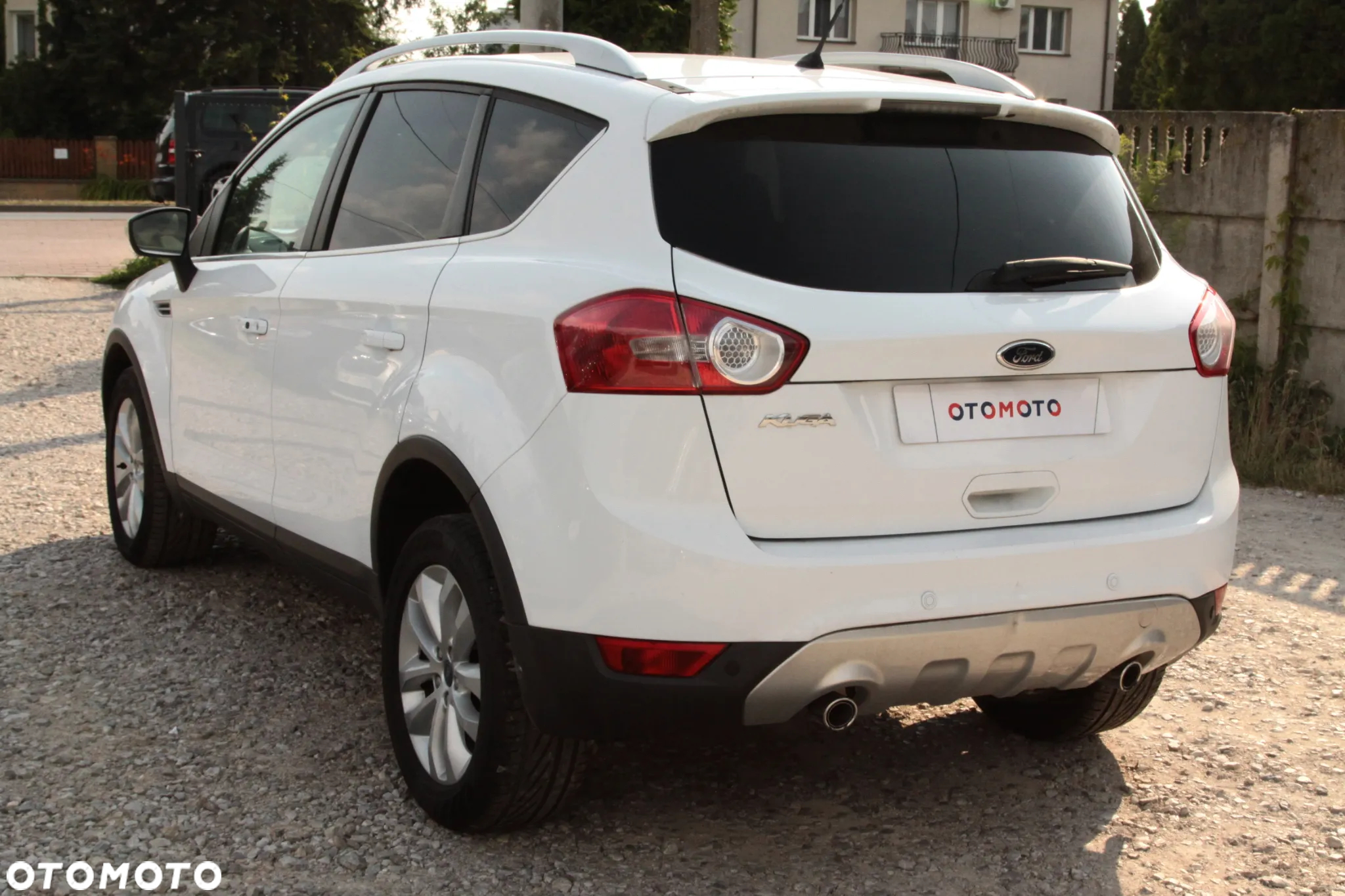 Ford Kuga 2.0 TDCi Titanium - 8