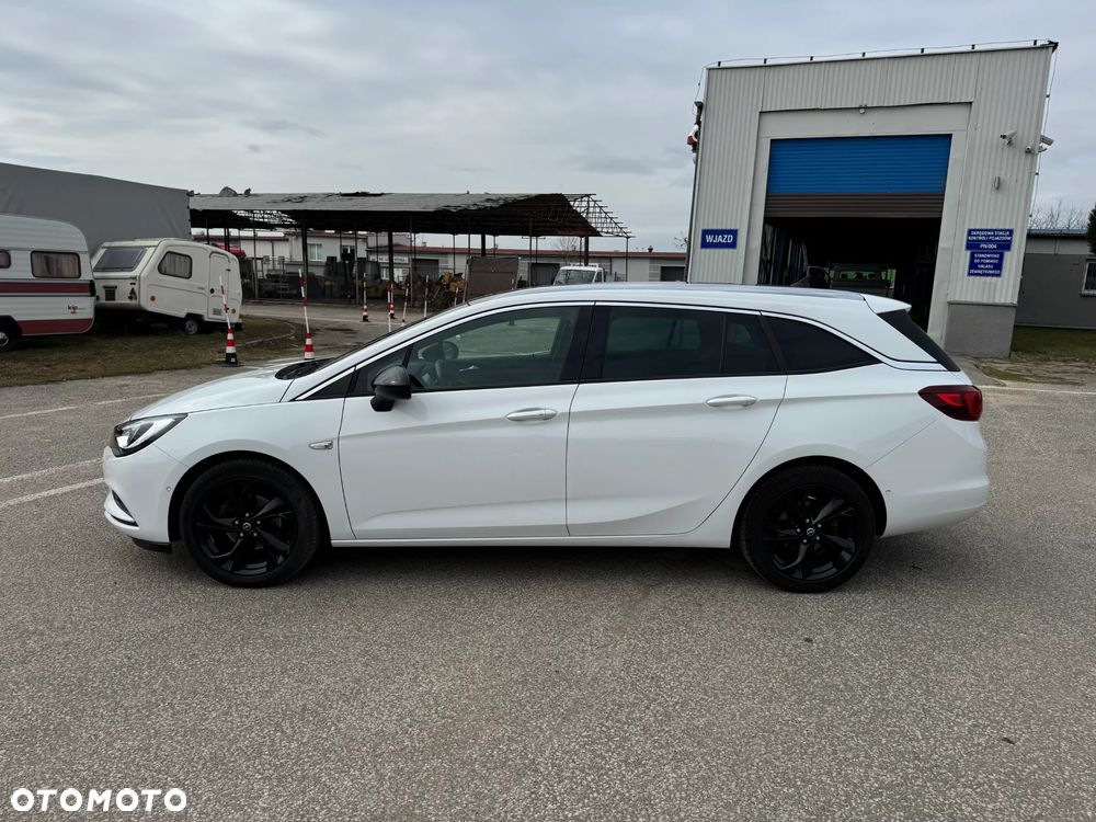 Opel Astra 1.4 T Dynamic S&S - 12