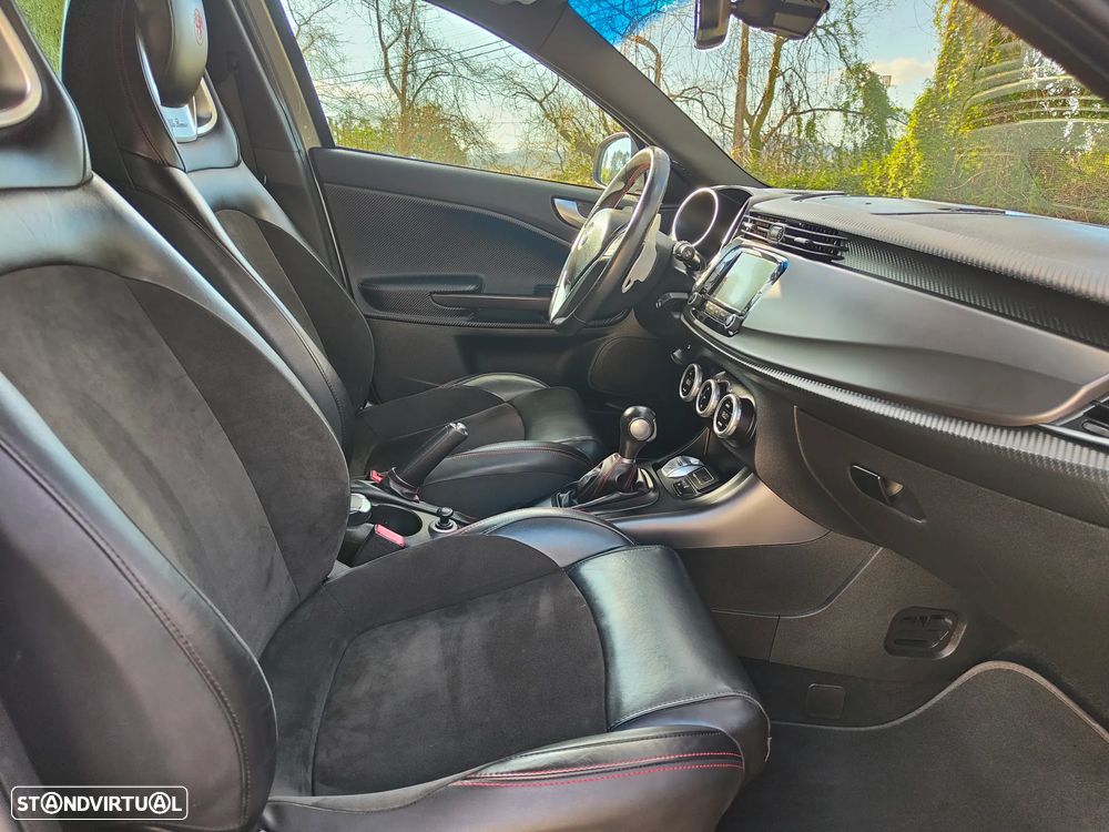 Alfa Romeo Giulietta 1750 TBi Veloce TCT - 6