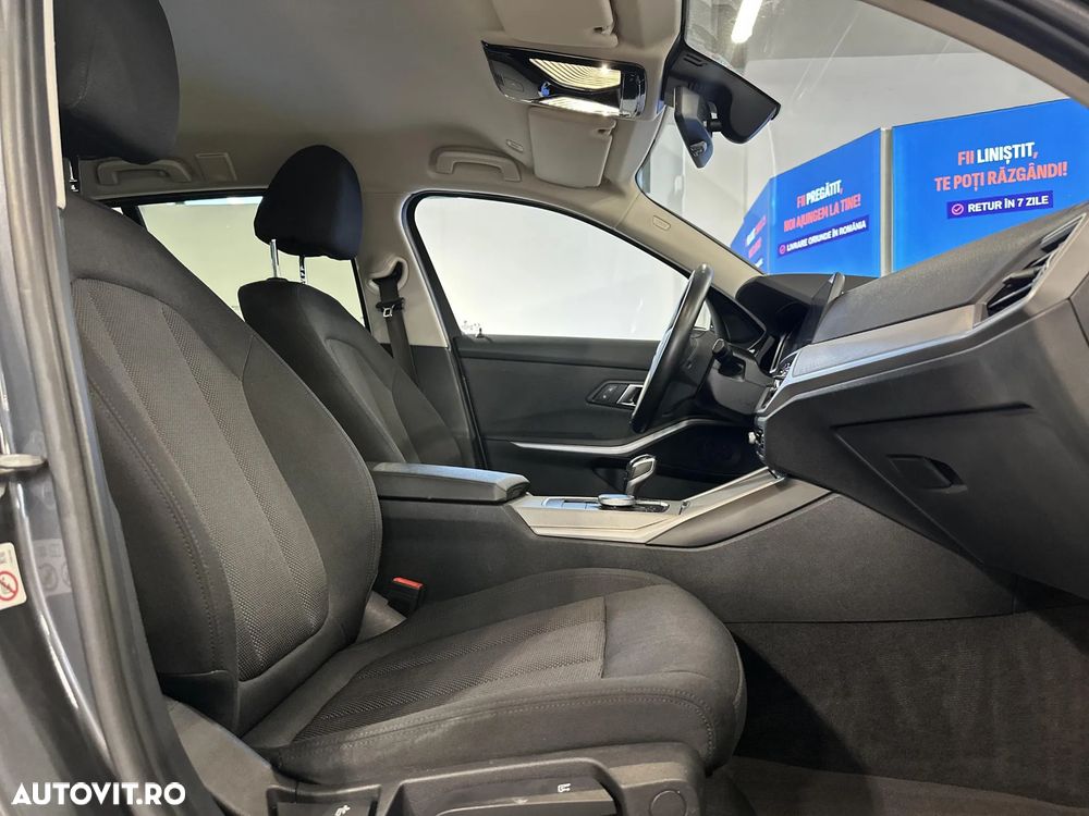 BMW Seria 3 320d xDrive Aut. - 11