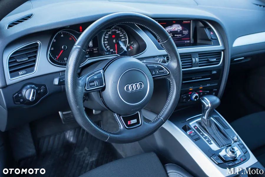 Audi A4 Avant 2.0 TDI Quattro Line S tronic - 30