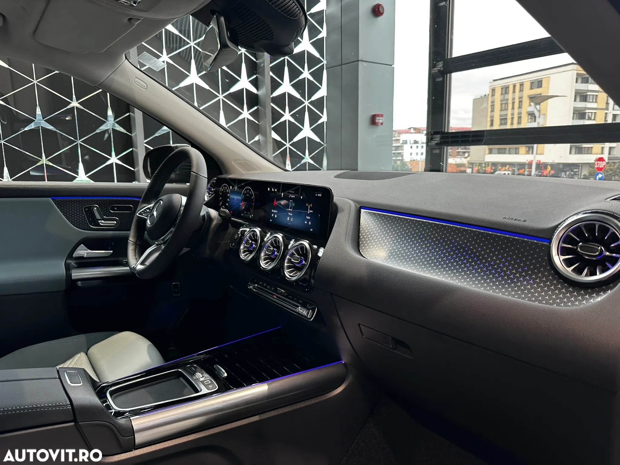 Mercedes-Benz GLA 220 4MATIC MHEV Aut. - 12
