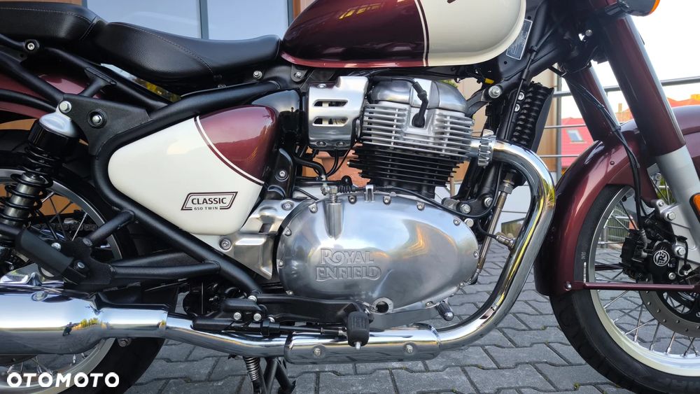 Royal Enfield Classic - 30