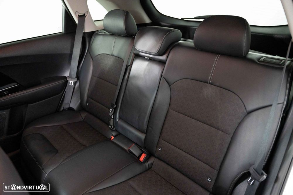 Kia Niro 1.6 GDi PHEV Drive - 10