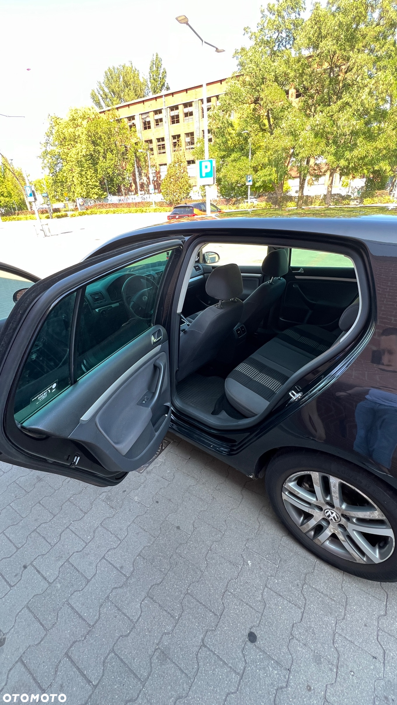 Volkswagen Golf V 1.9 TDI Trendline - 9