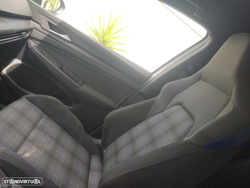 VW Golf 1.4 GTE Plug-in - 40