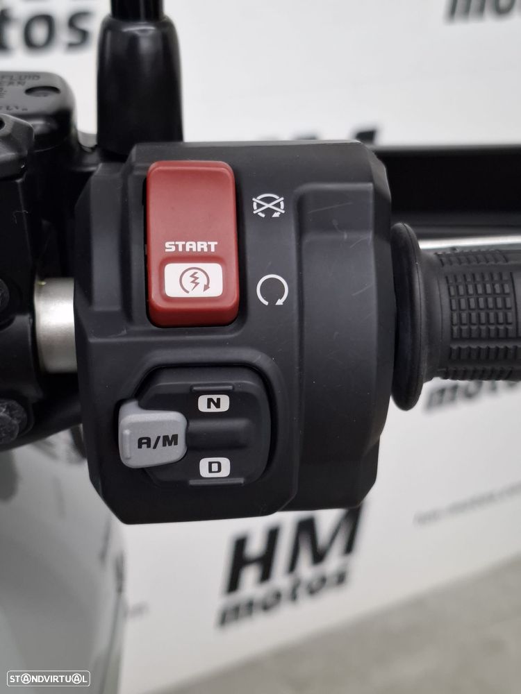 Honda X-ADV 750 - 11