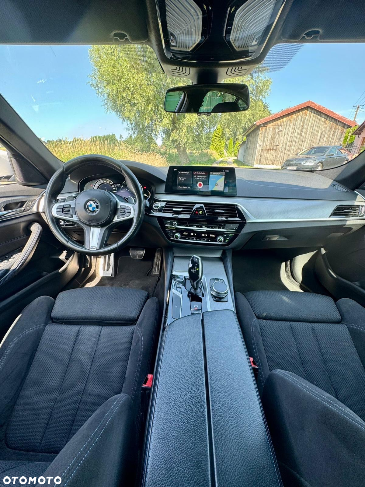 BMW Seria 5 520d xDrive - 25