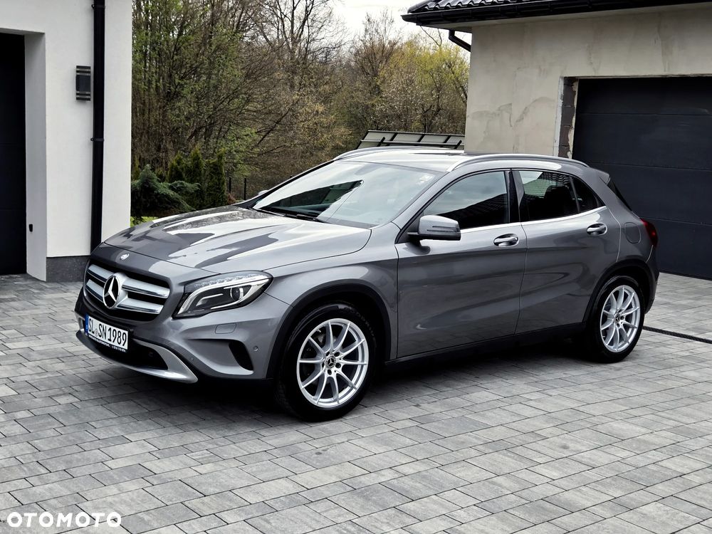 Mercedes-Benz GLA 200 - 3