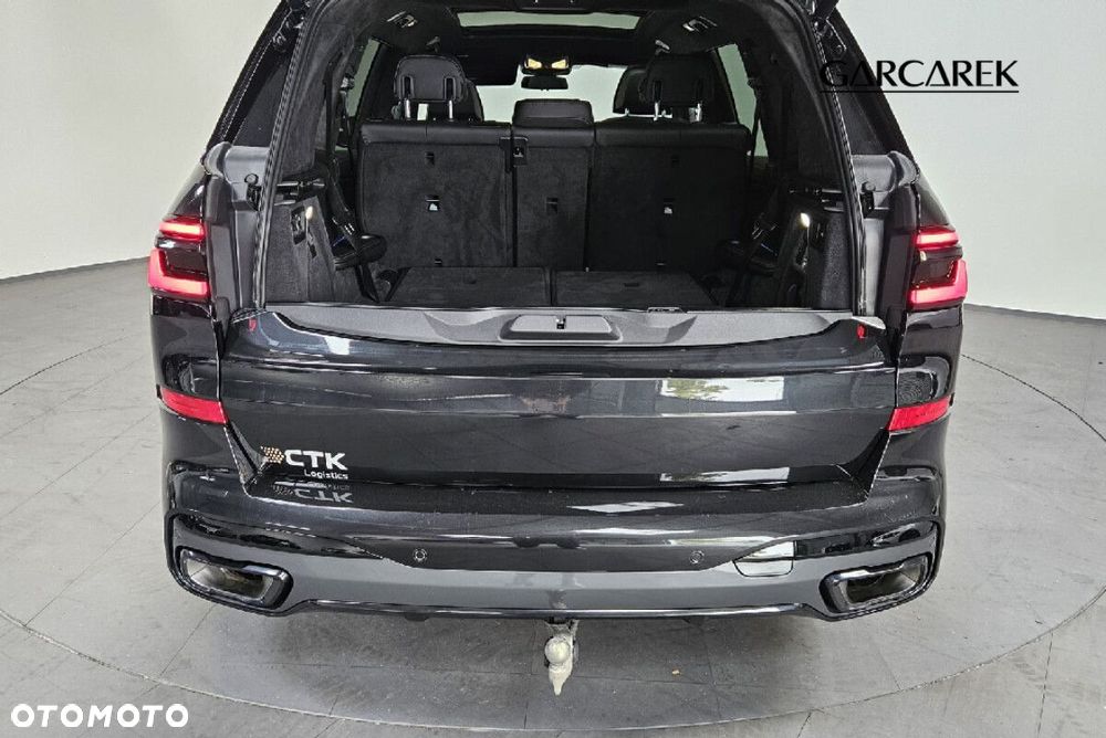 BMW X7 - 13