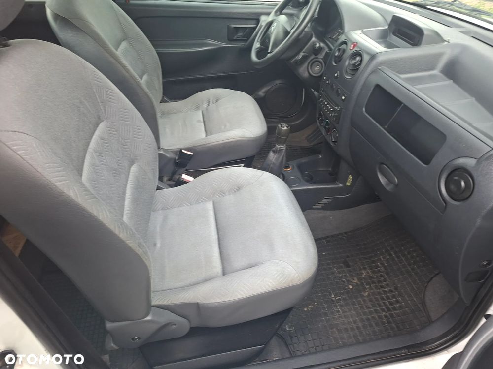Citroën Berlingo 1.4i Advance - 24