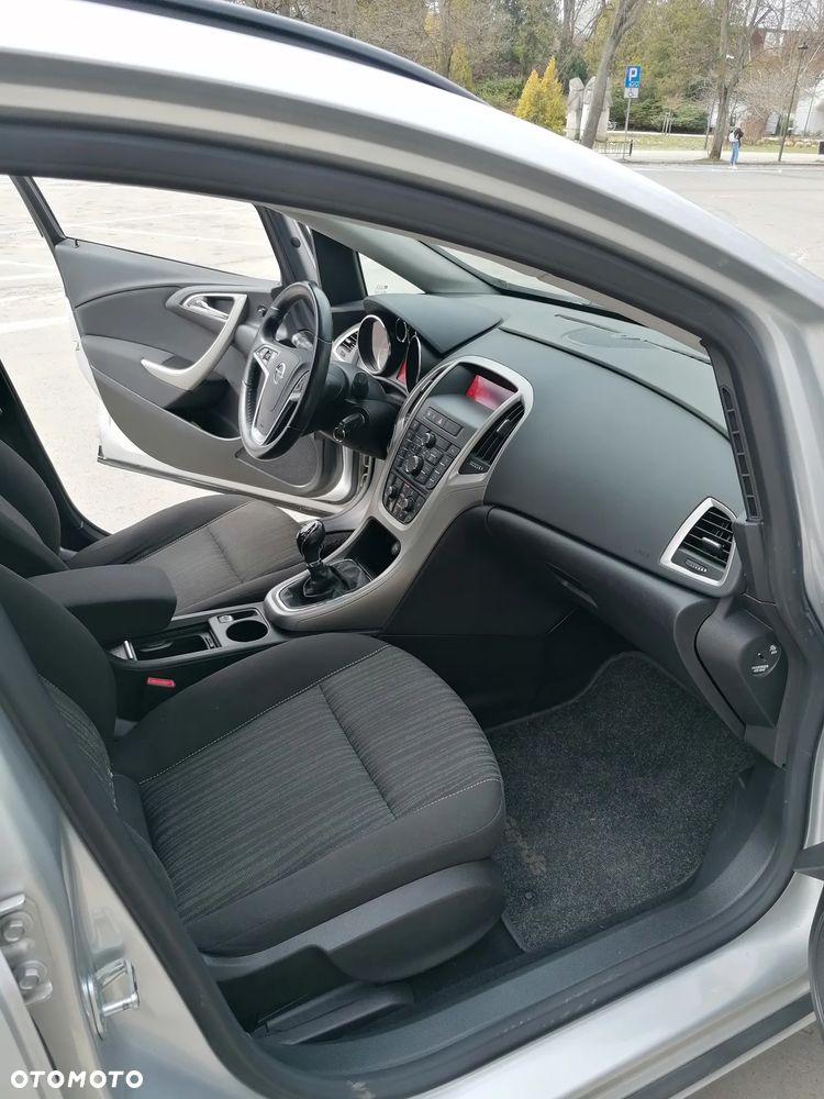 Opel Astra 1.4 Turbo - 18