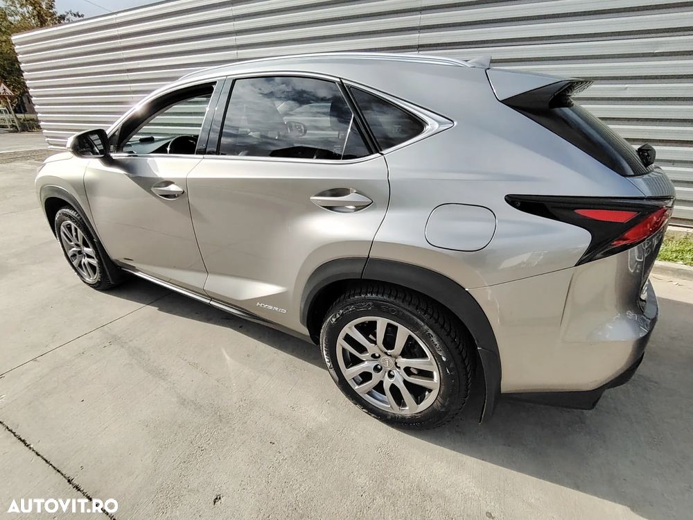 Lexus Seria NX 300h Business - 23