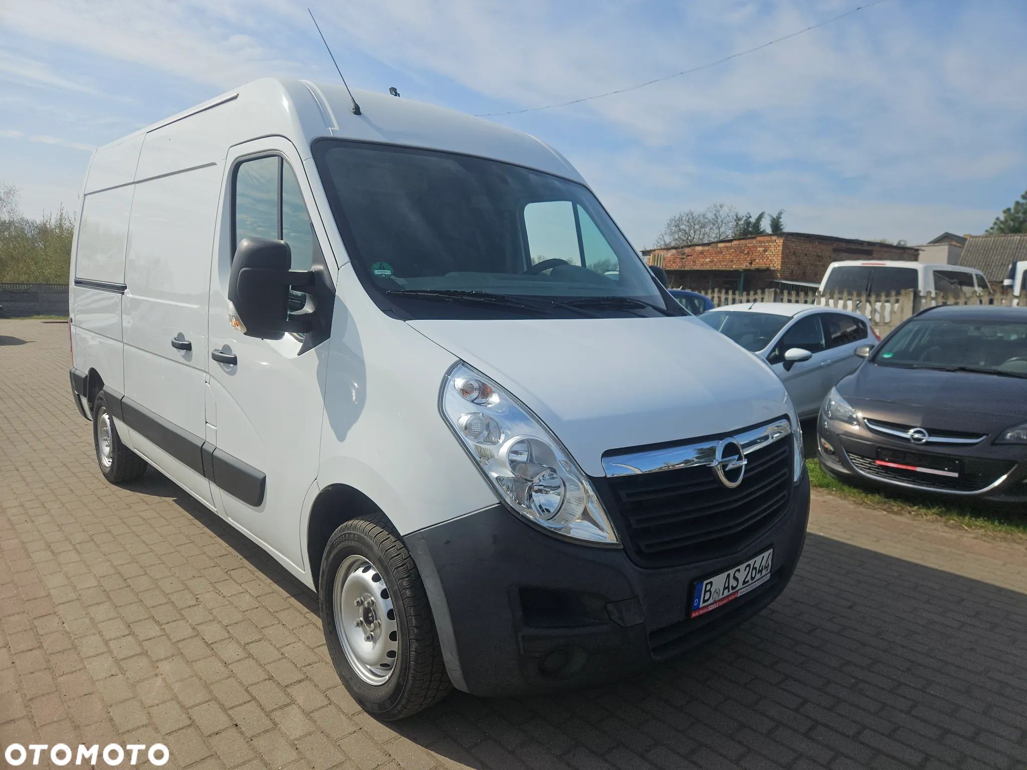 Opel Movano - 1