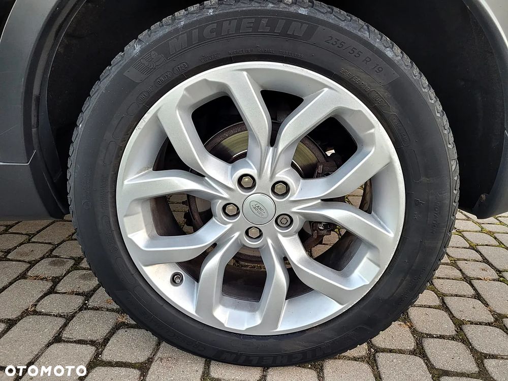 Land Rover Discovery Sport D150 HSE - 33