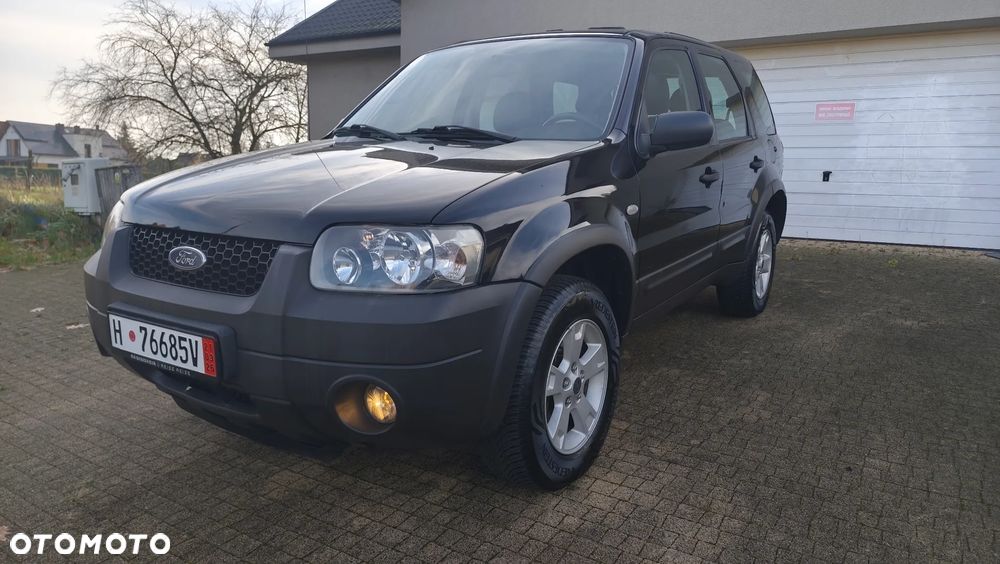 Ford Maverick Highclass - 36