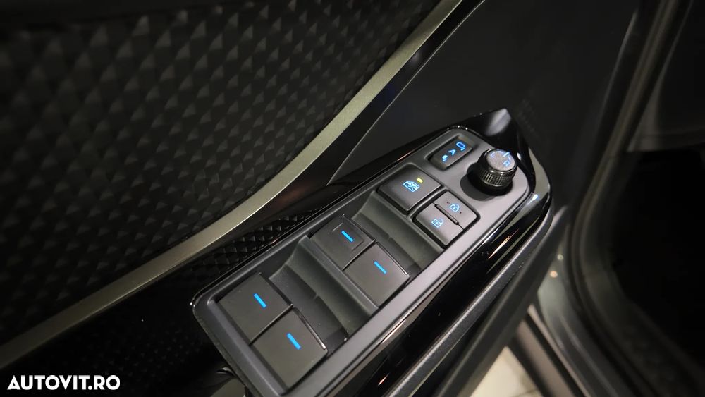 Toyota C-HR 1.8 HSD 122 CP 4x2 CVT C-lassy bi-tone - 18