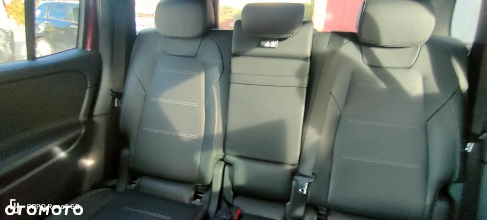 Mercedes-Benz GLB 220 d AMG Line 8G-DCT - 28