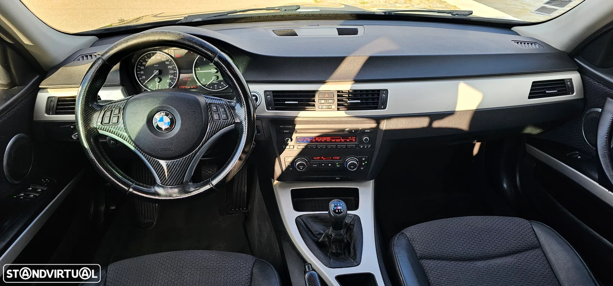 BMW 320 d Touring LifeStyle - 10