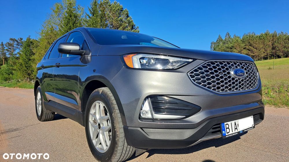 Ford Edge - 2