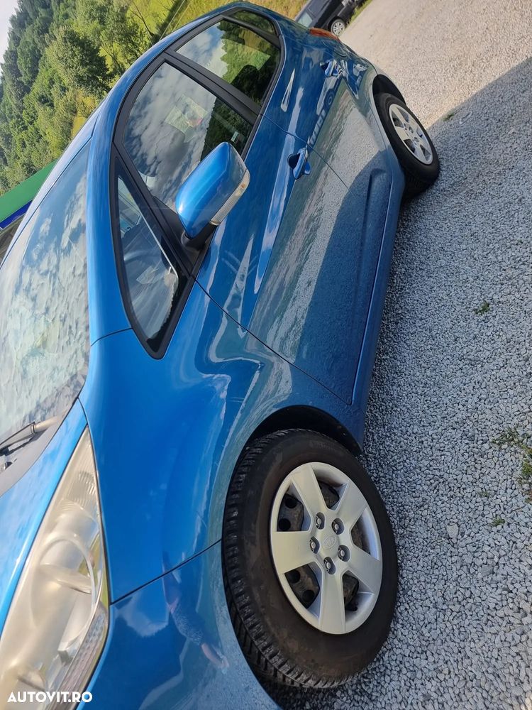 Kia Venga - 9