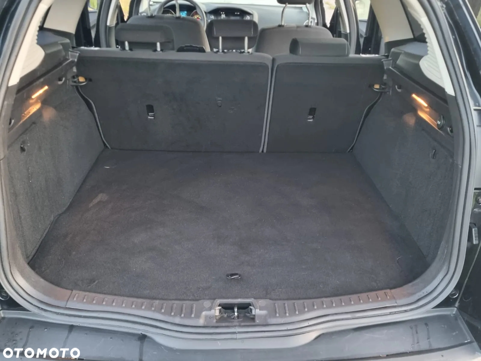 Ford Focus 1.0 EcoBoost Titanium - 11