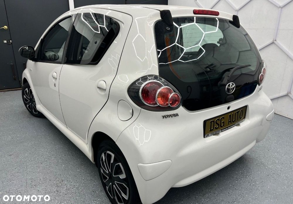 Toyota Aygo - 15