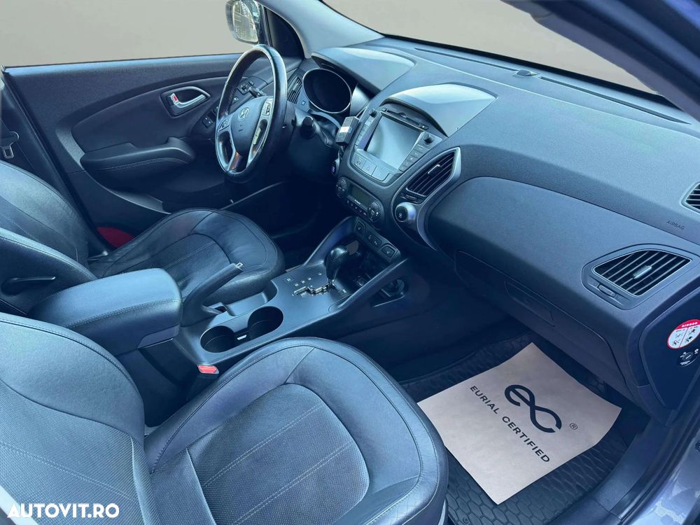 Hyundai ix35 - 11