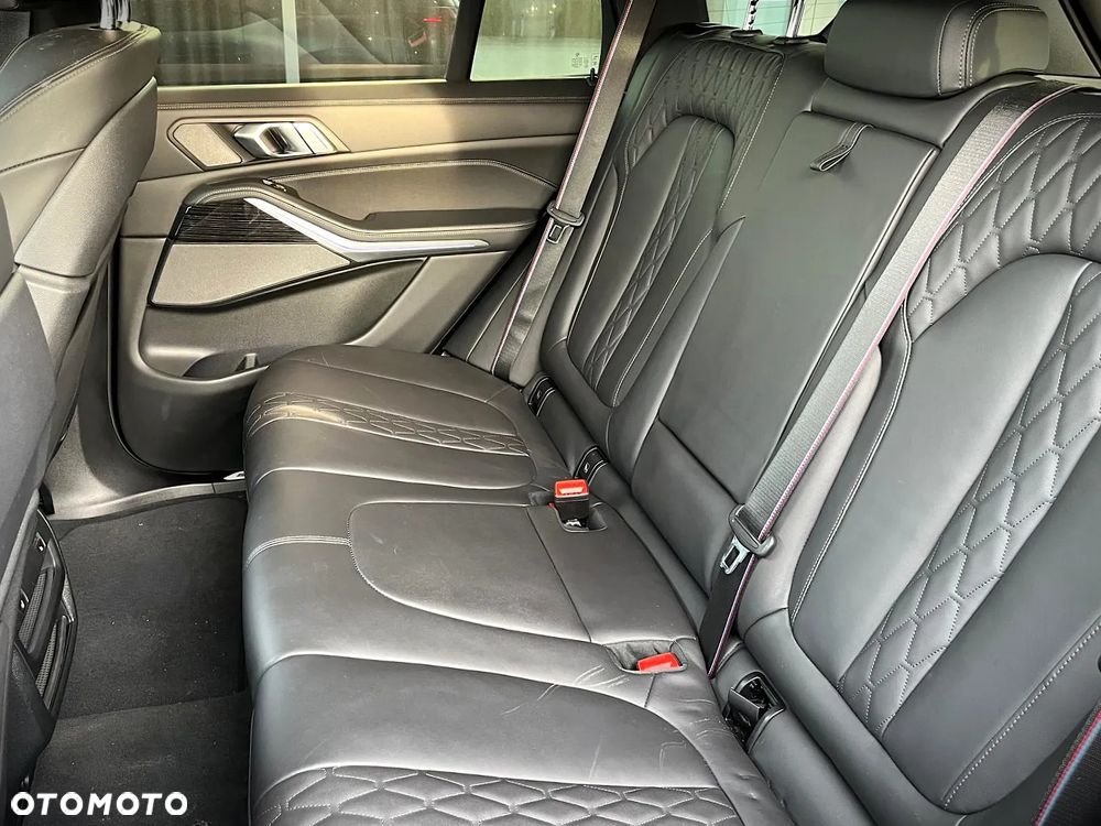 BMW X5 xDrive30d sport - 23