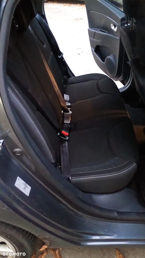 Renault Clio - 18