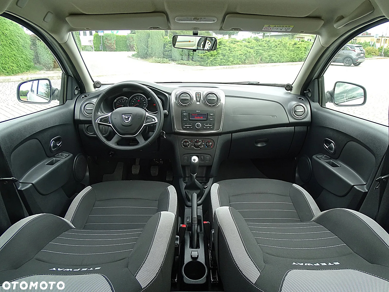 Dacia Sandero Stepway SCe 75 Essential - 8