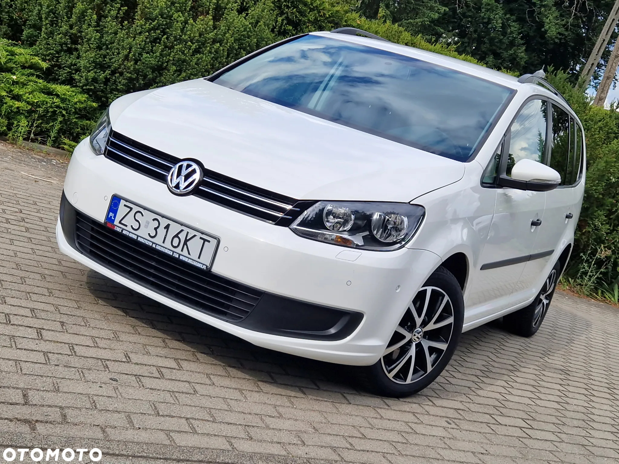 Volkswagen Touran 1.6 TDI DPF Comfortline - 12
