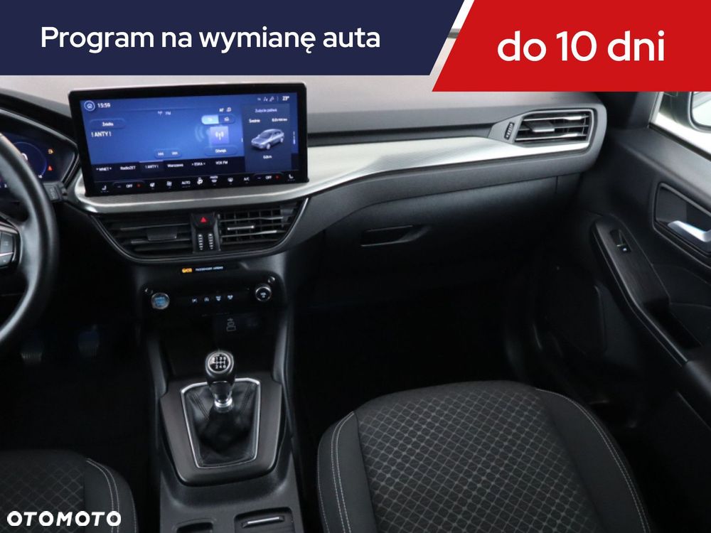 Ford Kuga - 10