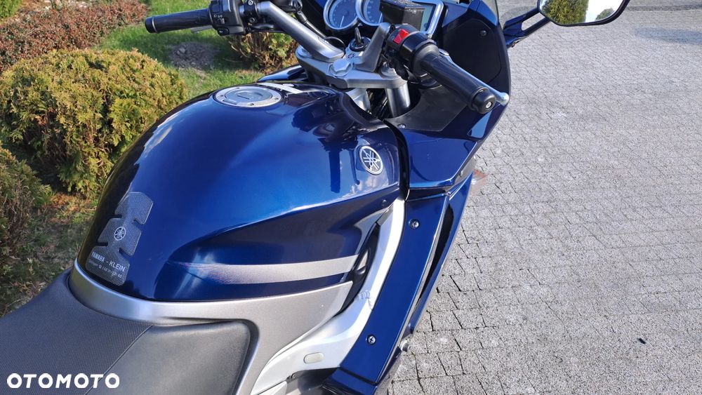 Yamaha FJR - 12