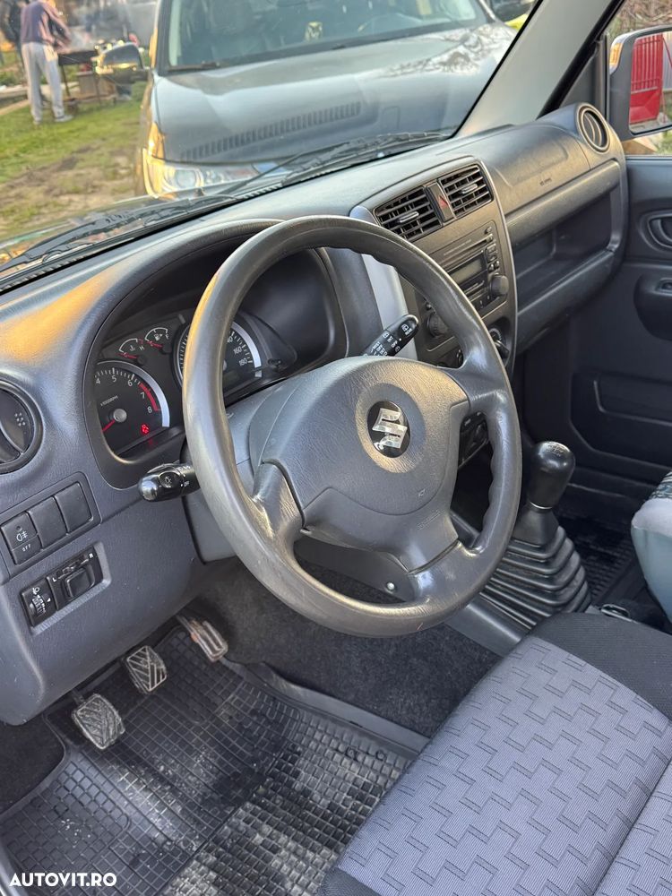 Suzuki Jimny - 8