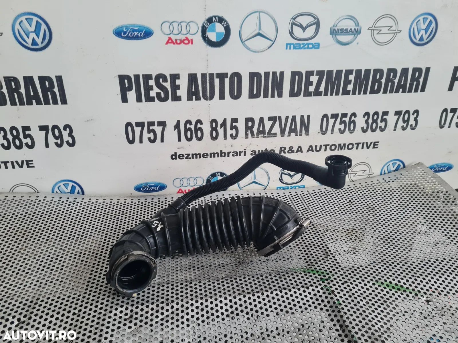 Furtun Conducta Admisie Aer Audi A5 A4 B8 2.0 Tdi Euro 5 Motor CJC Cutie Automata NYM An 2012-2013- - 1