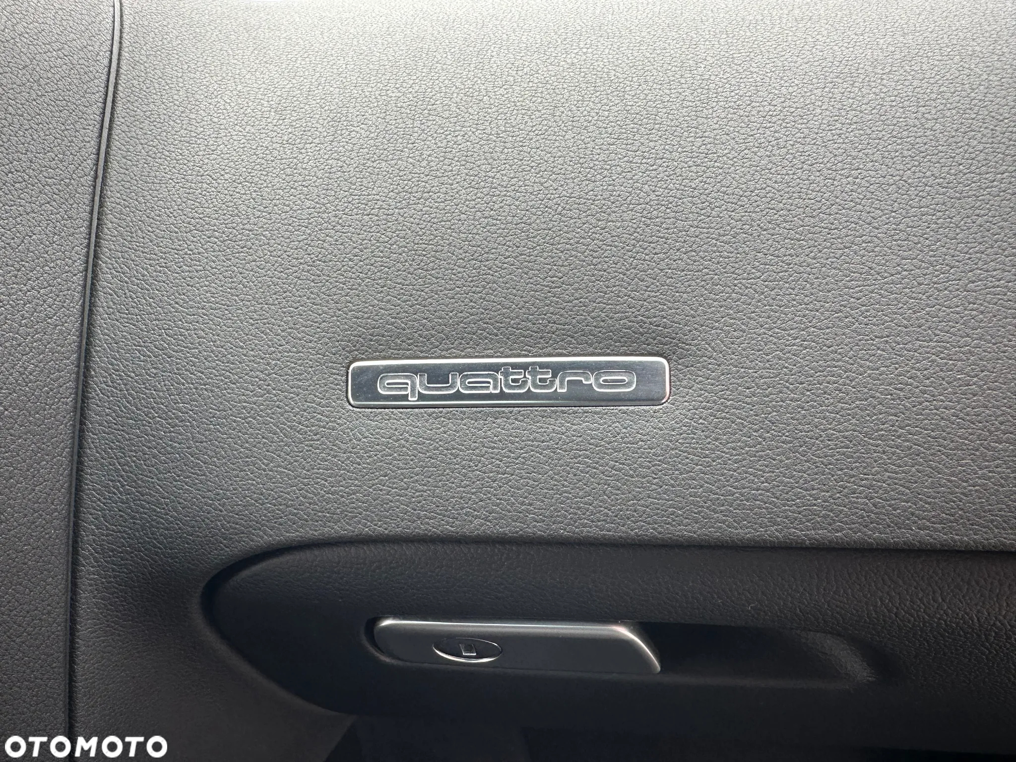 Audi A5 3.2 FSI Quattro S tronic - 19