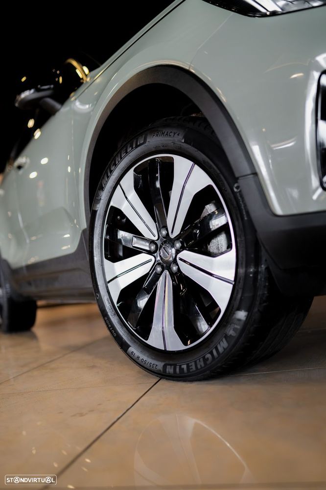 Volvo XC 40 Recharge Plus - 9