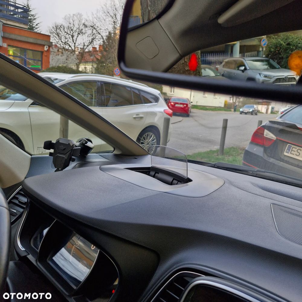 Renault Scenic 1.6 dCi Energy Bose Edition - 11