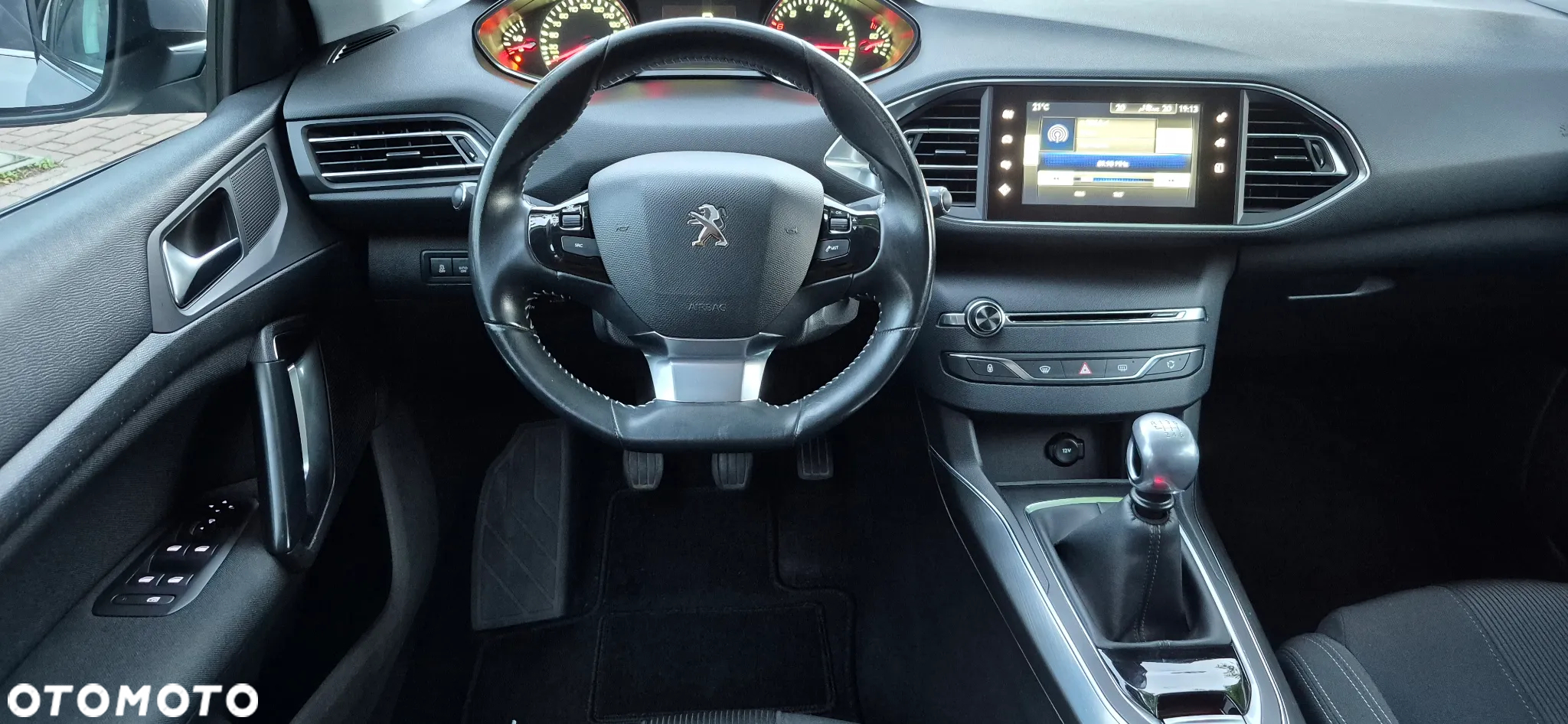 Peugeot 308 1.2 PureTech GPF GT S&S - 13