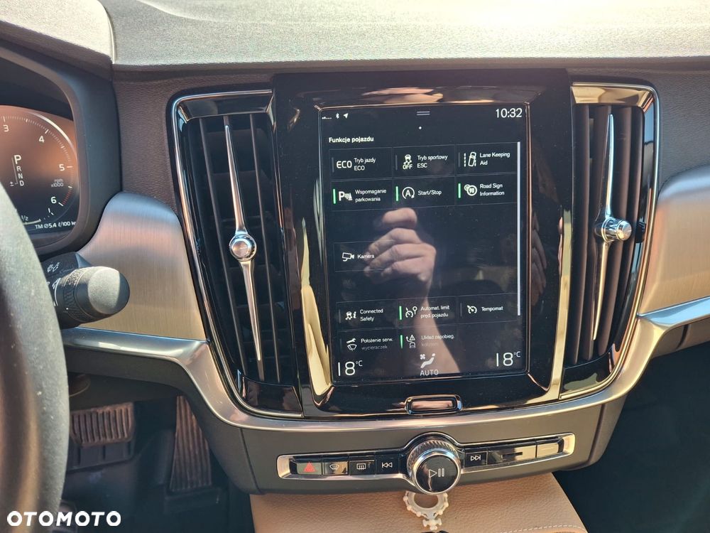 Volvo S90 D4 Momentum Pro - 7