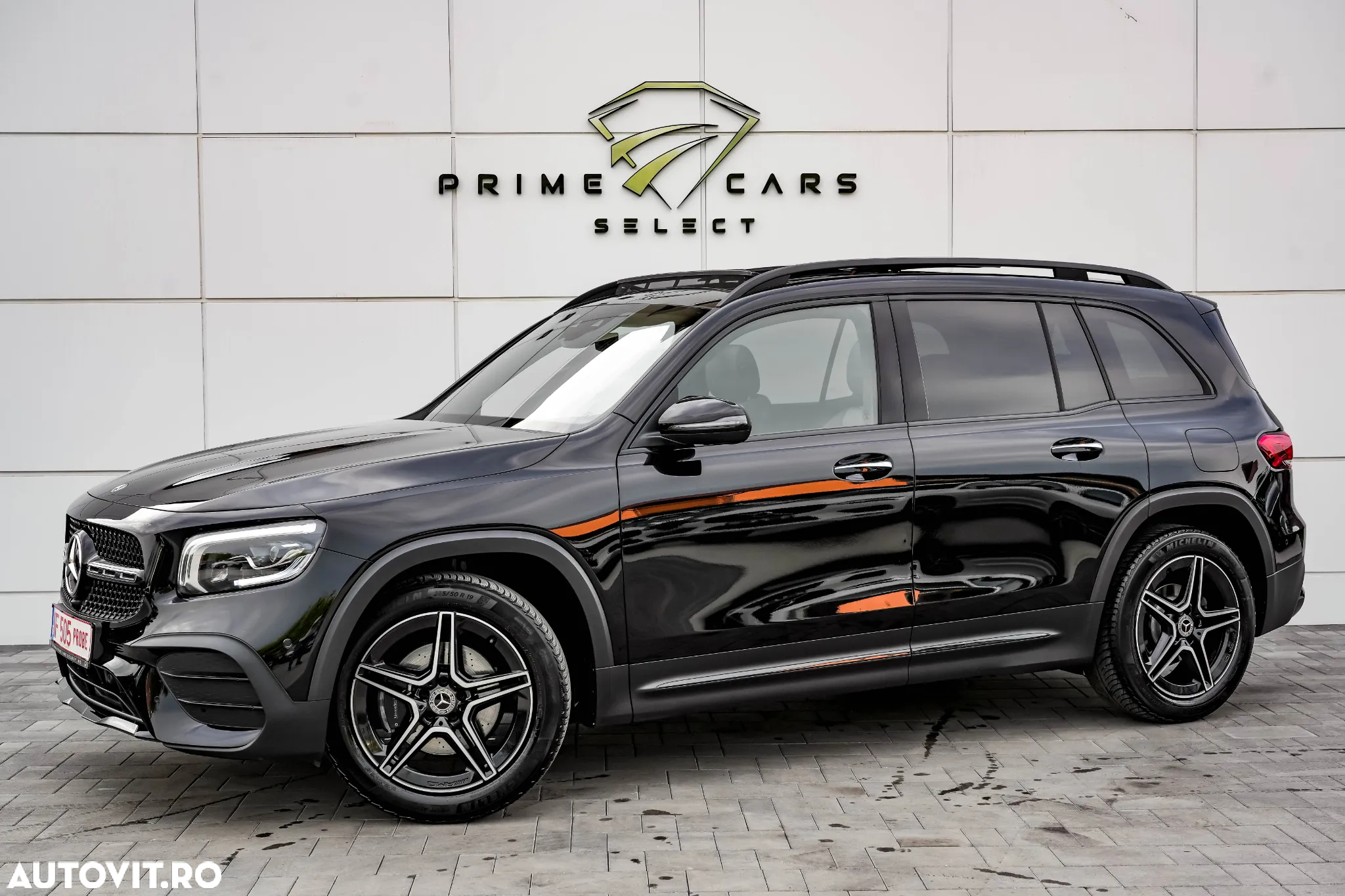 Mercedes-Benz GLB 200 7G-DCT AMG Line - 12