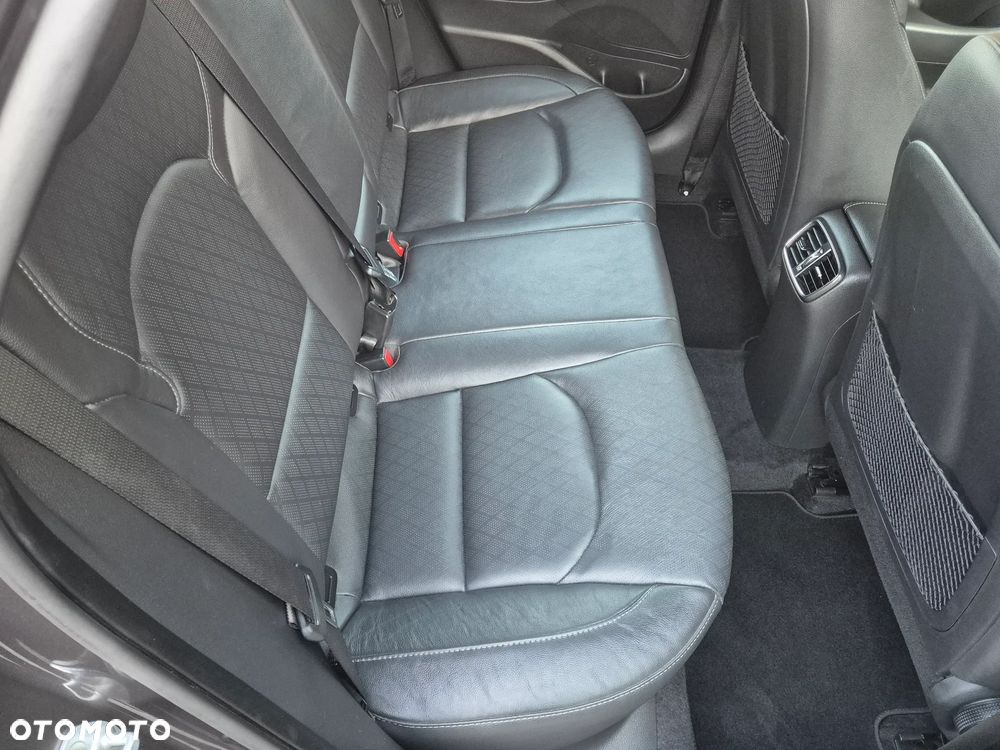 Hyundai i30 1.6 CRDI Premium - 30