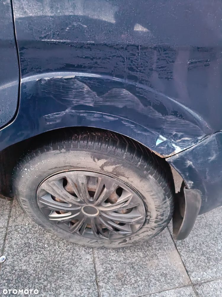 Ford Focus 1.6 Trend - 18