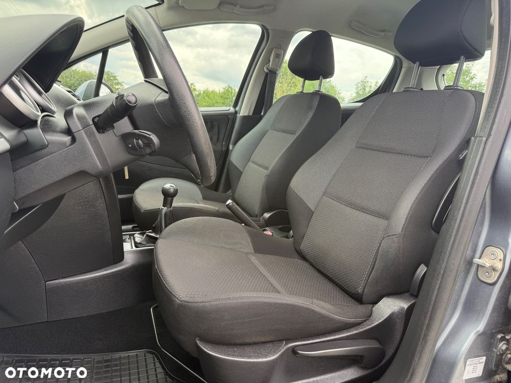 Peugeot 207 1.4 HDi Presence Euro5 - 15